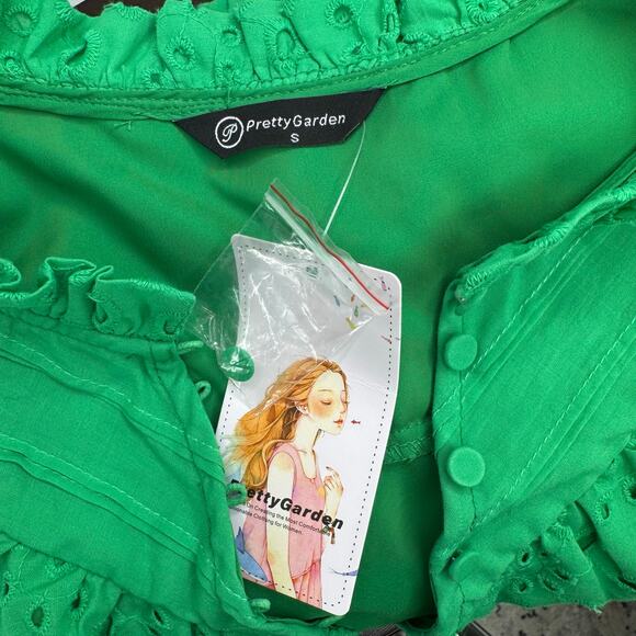 NWT Pretty Garden Eyelet Puff Sleeve Blouse Top Kelly Green Womens Size S - Picture 9 of 9